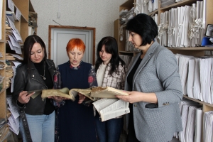 У Маловисківській міській раді проведено перевірку наявності та стану справ архівних документів