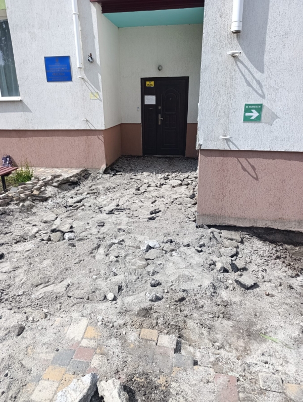Розпочато роботи з реконструкції центрального входу до КЗДО &laquo;Веселка&raquo;